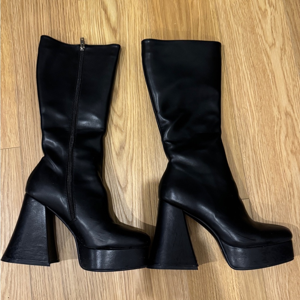 Black leather platform knee high leather chunky heeled boots - Sz 8